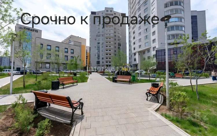 3-бөлмелі пәтер · 100.5 м² · 11/17 қабат, Момышулы 2г Блок1, бағасы: 53 млн ₸ в Астане, Алматы р-н — фото 17