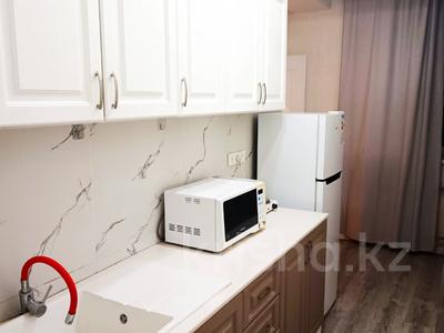 1-бөлмелі пәтер · 35 м² · 2/9 қабат, Ақсай-3 ш/а., Толе би — Момыш улы, бағасы: 21.5 млн ₸ в Алматы, Ауэзовский р-н