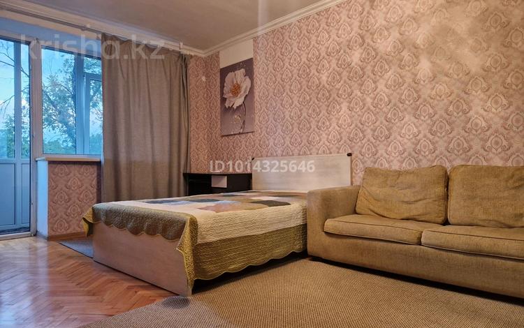 1-комнатная квартира · 42 м² · 4/5 этаж, Кабанбай батыра 109 — Масанчи за 275 000 ₸ в Алматы, Алмалинский р-н — фото 2