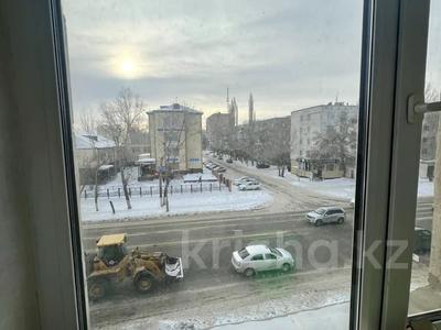 2-комнатная квартира, 40 м², 3/5 этаж, С.Нурмагамбетова 16 за 12.9 млн 〒 в Павлодаре