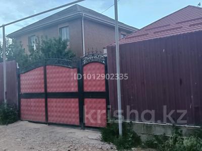 Жеке үй · 3 бөлме · 100 м² · 8 сот., мкр Мадениет — Рядом с магазином Жаксылык, бағасы: 85 млн ₸ в Алматы, Алатауский р-н