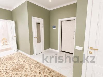 3-бөлмелі пәтер · 101.4 м² · 3/5 қабат, Алтын орда ш/а., бағасы: 45 млн ₸ в Актобе, мкр. Алтын орда