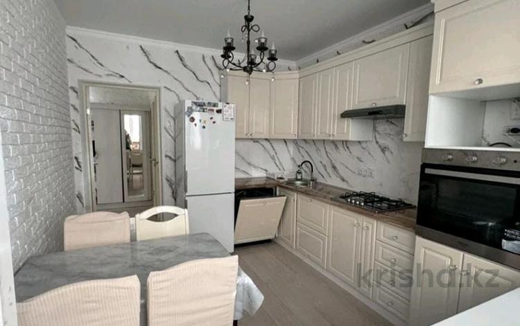 2-бөлмелі пәтер · 60 м² · 8/9 қабат, мкр. Алтын орда, Ораз Тате улы 15, бағасы: 160 000 ₸ в Актобе — фото 2