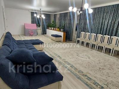 Жеке үй · 4 бөлме · 380 м² · 9 сот., Наурызбай батыр 92, бағасы: 59 млн 〒 в Талапкер 