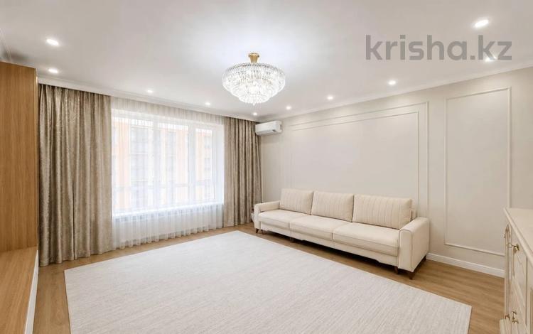 3-комнатная квартира · 102 м² · 4/8 этаж, Аль-Фараби 35 за 103 млн ₸ в Астане, Есильский р-н — фото 2