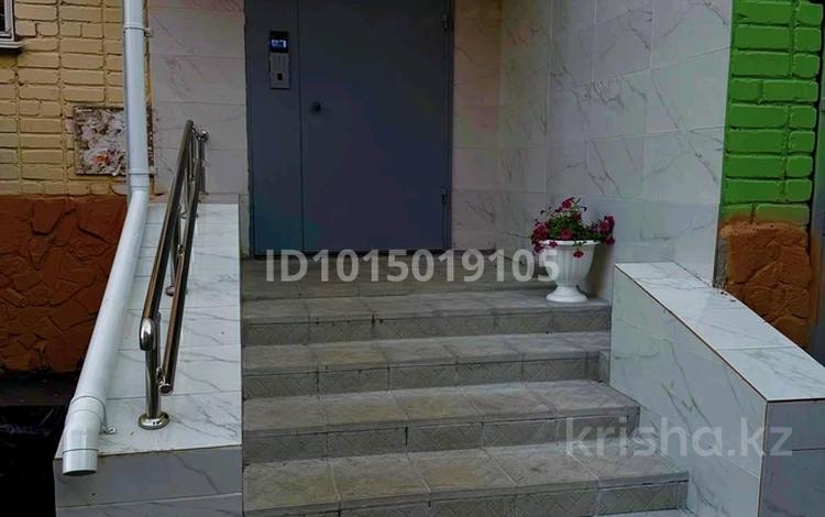 4-бөлмелі пәтер · 86 м² · 2/6 қабат, Бауыржан Момышулы 55 — Торговый дом Арбат, ДК Кокшетау, Аллея Славы, бағасы: 29.5 млн ₸ — фото 11