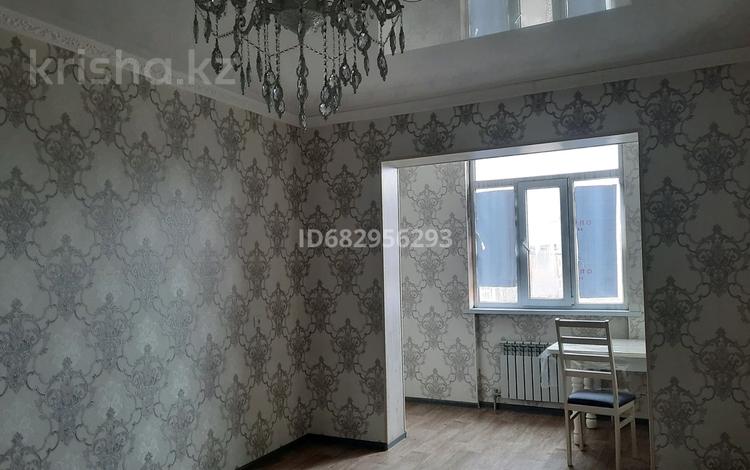 4-бөлмелі пәтер, 80 м², 5/5 қабат ай сайын, Мкр. 11 43 — Бауыржан Момышұлы, бағасы: 115 000 〒 в Таразе — фото 2