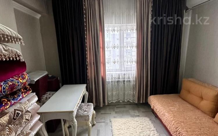 1-комнатная квартира · 42.3 м² · 8/9 этаж, мкр Айнабулак-2 за 28 млн ₸ в Алматы, Жетысуский р-н — фото 2