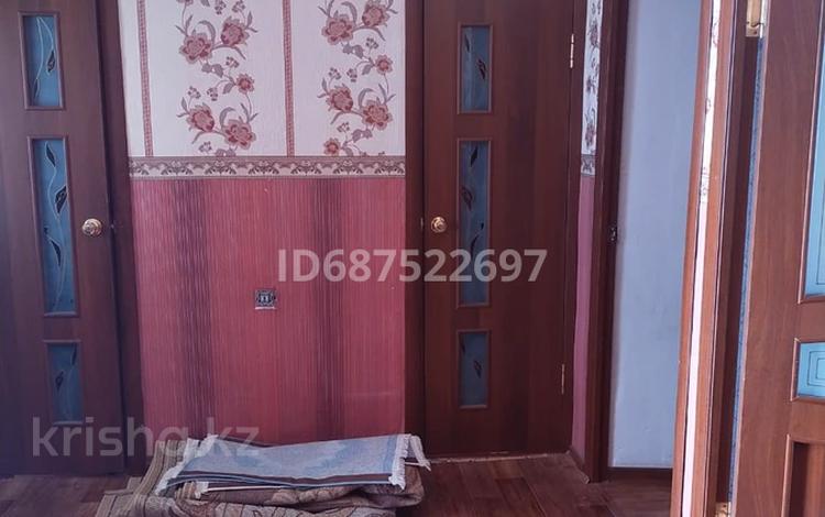 3-комнатная квартира · 58 м² · 4/5 этаж, Бульвар Абая 53 — Районная больница, Налоговая, Рестораны, Школа гимназия, Садик 5 за 18 млн ₸ в  — фото 2
