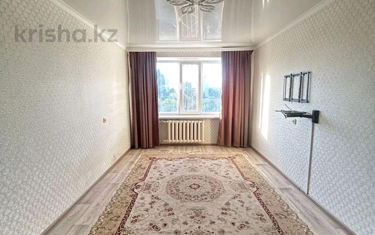 2-бөлмелі пәтер · 54 м² · 4/5 қабат, Қонаев ш/а., бағасы: 16 млн ₸ в Уральске, мкр Кунаева — фото 2