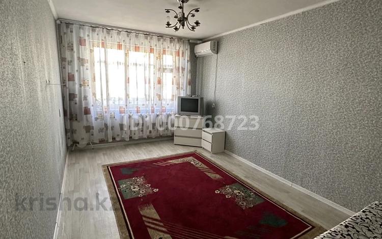 1-комнатная квартира · 35 м² · 5/5 этаж, мкр 8, Абулхайыр хана 62/2 за 120 000 ₸ в Актобе — фото 2