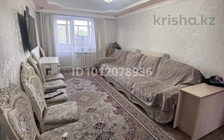 5-бөлмелі пәтер · 97 м² · 4/5 қабат, мкр Юго-Восток, пр.Строителей 29 — мак дака и новой корзины, бағасы: 37 млн ₸ в Караганде, Казыбек би р-н — фото 2