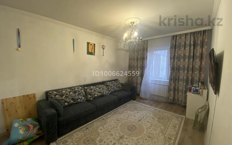 2-бөлмелі пәтер · 56 м² · 5/9 қабат, мкр Аксай-4 96, бағасы: 280 000 ₸ в Алматы, Ауэзовский р-н — фото 2