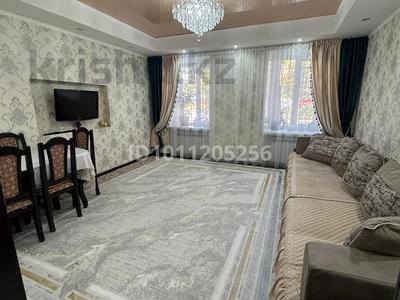 3-комнатная квартира · 72 м² · 1/3 этаж, Старый Майкудук, Магнитогорская за 20 млн ₸ в Караганде, Алихана Бокейханова р-н