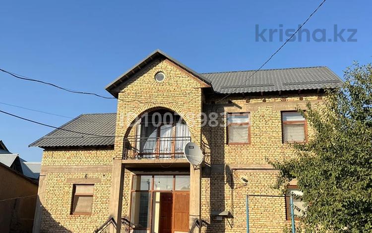 Жеке үй · 10 бөлме · 195.8 м² · 8 жүзд., Самал-1 ш/а 105a, бағасы: 120 млн ₸ в Шымкенте, Абайский р-н — фото 2