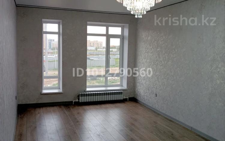 1-бөлмелі пәтер · 50.2 м² · 3/5 қабат, мкр. Алтын орда, Алия Молдагулова 74, бағасы: 21.5 млн ₸ в Актобе — фото 2