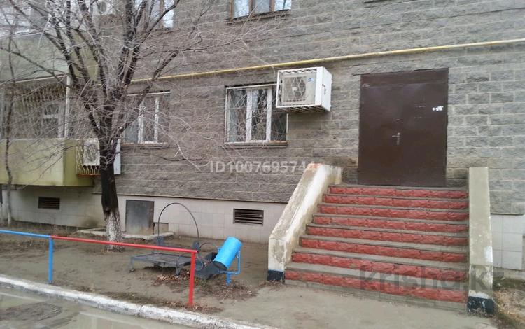 Еркін, кеңселер, дүкендер мен бутиктер, қоймалар, білім орталықтары, кабинеттер және жұмыс орындары, студиялар · 75 м², бағасы: 120 000 ₸ в Атырау — фото 2