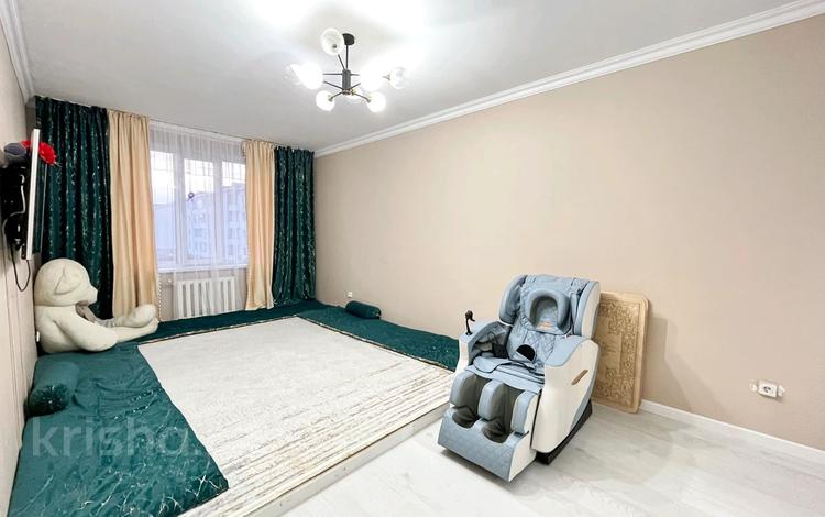 1-комнатная квартира, 42 м², 3/9 этаж, болашак за 16 млн 〒 в Талдыкоргане — фото 2
