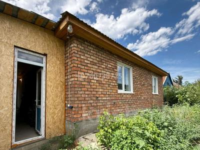 Отдельный дом · 3 комнаты · 90 м² · 8 сот., Михалковича 4 — На Бабкиной мельнице за 23 млн 〒 в Усть-Каменогорске