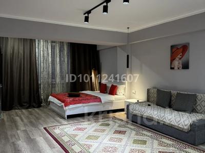 1-бөлмелі пәтер · 56 м² · 3/12 қабат, Тулебаева 49/1 — Гоголя, бағасы: 3 500 ₸ в Алматы, Медеуский р-н