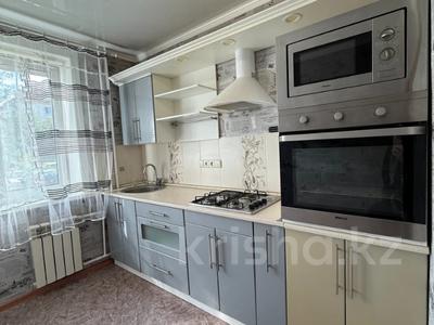 2-комнатная квартира · 43 м² · 1/3 этаж, Ухабова за 17.8 млн ₸ в Петропавловске