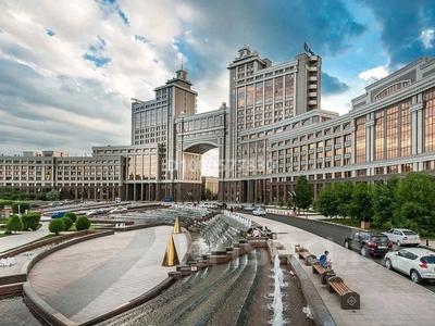 4-бөлмелі пәтер · 145 м² · 7/8 қабат, Кабанбай батыра 19, бағасы: 149 млн ₸ в Астане, Есильский р-н