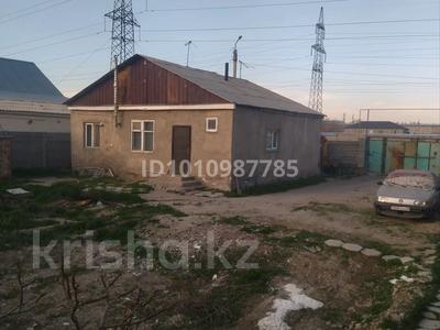 Отдельный дом · 3 комнаты · 100 м² · 6 сот., Абишева — За рынком Жибек жолы за 25 млн 〒 в Таразе