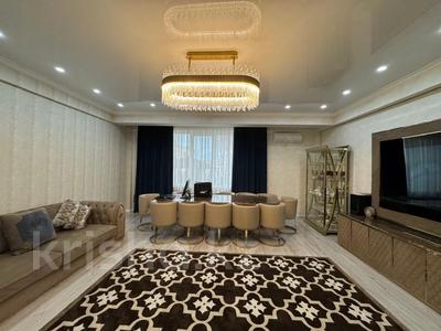 Часть дома · 5 комнат · 301.2 м² · 2 сот., 1-й мкр, 1в за ~ 130 млн 〒 в Актау