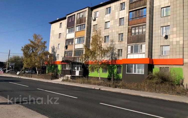 Свободное назначение, магазины и бутики, салоны красоты, медцентры и аптеки, образование · 335 м² за 63 млн 〒 в Караганде, Казыбек би р-н — фото 38