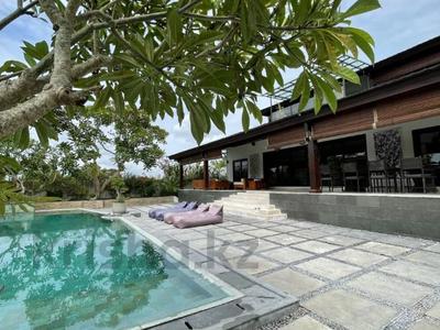 Отдельный дом · 5 комнат · 800 м² · 1 сот., Переренан 1 за ~ 893.8 млн 〒 в Денпасаре