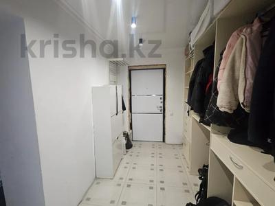 Пәтерлер в Костанайской обл.: 5-бөлмелі пәтер · 117 м² · 5/5 қабат, Пушкина 140 к1, бағасы: 28 млн 〒 5-бөлмелі пәтер · 117 м² · 5/5 қабат, Пушкина 140 к1, бағасы: 28 млн 〒 в Костанае