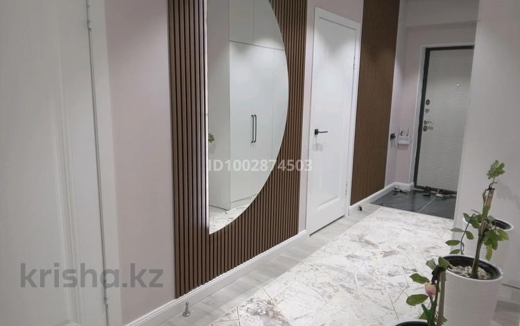 2-бөлмелі пәтер · 70 м² · 4/9 қабат, мкр Нурсая, Елорда 6/4, 6бл — Возле школы бином, бағасы: 34 млн ₸ в Атырау — фото 14