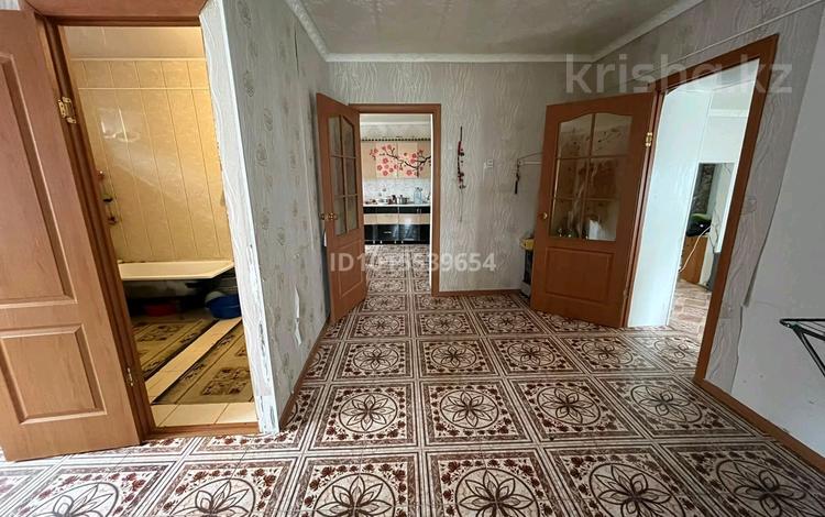 Отдельный дом · 2 комнаты · 74 м² · 3 сот., Кулымбетова 29а за 15.5 млн ₸ в Актобе, мкр. Курмыш — фото 7