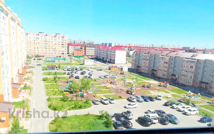 3-комнатная квартира · 88 м² · 7/9 этаж, 10 микрорайон за 30 млн 〒 в Аксае — фото 2