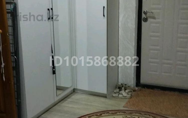 2-комнатная квартира · 56 м² · 3 этаж, мкр 8, 101 стр бригады 13 за 160 000 ₸ в Актобе — фото 2