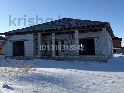 Жеке үй · 4 бөлме · 250 м² · 10 жүзд., Наурызбай 42, бағасы: 25 млн ₸ в Актобе, жилой массив Акжар-2