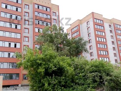 3-бөлмелі пәтер · 95.2 м² · 2/9 қабат, Жамбыла 5, бағасы: ~ 36.7 млн ₸ в Семее