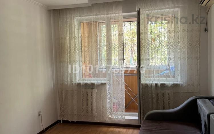 3-бөлмелі пәтер · 60 м² · 2/4 қабат, мкр №4 3, бағасы: 43 млн ₸ в Алматы, Ауэзовский р-н — фото 2