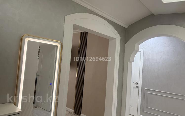 4-комнатная квартира · 81 м² · 3/5 этаж, Шаталюка 20 за 35 млн ₸ в Сатпаев — фото 2