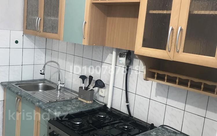 3-комнатная квартира · 70 м² · 2/10 этаж, Жумабаева 25 за 280 000 ₸ в Семее, Красный Кордон — фото 2