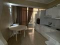 3-комнатная квартира · 65 м² · 8/9 этаж, мкр Айнабулак-2 85 за 300 000 ₸ в Алматы, Жетысуский р-н — фото 3