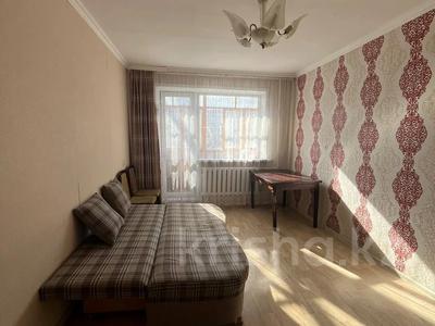 2-бөлмелі пәтер, 45 м², 2/5 қабат, мкр Юго-Восток, рыскулова 9, бағасы: 15.5 млн 〒 в Караганде, Казыбек би р-н