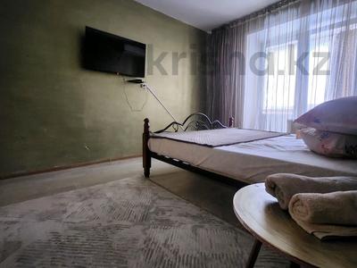 1-комнатная квартира · 52 м² · 8/9 этаж, мкр Кадыра Мырза-Али 11 — Гипер маркет Алтындар за 10 000 〒 в Уральске