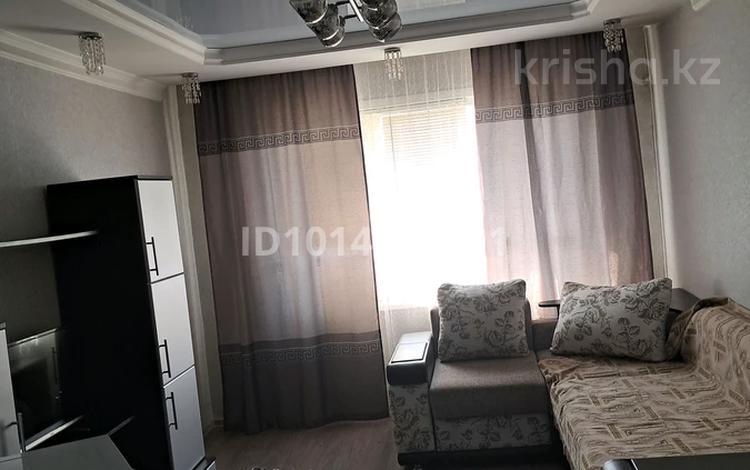 2-комнатная квартира · 60 м² · 2/6 этаж, Строителей — Рынок " Жибек Жолы" за 180 000 ₸ в Кокшетау — фото 2