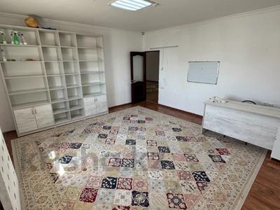 Отдельный дом · 5 комнат · 346.9 м² · 10 сот., Бекарыс 4 за 65 млн ₸ в Атырау