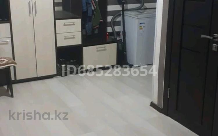 2-бөлмелі пәтер · 54 м² · 4/4 қабат, Камзина 10 А, бағасы: 8 млн ₸ в Аксу — фото 8