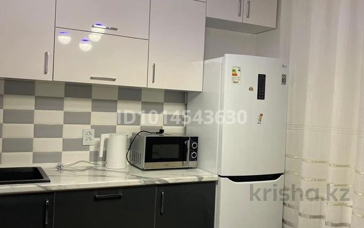 2-комнатная квартира · 61 м² · 2/12 этаж, Сатпаева 90/67 — Сзади ТРЦ АДК за 380 000 ₸ в Алматы, Бостандыкский р-н — фото 2