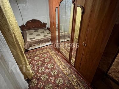 2-комнатная квартира · 60 м² · 1/5 этаж, Баймухвнова за 150 000 〒 в Атырау, мкр Привокзальный-1