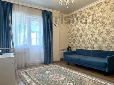 3-комнатная квартира · 123 м² · 10/12 этаж, Акмешит 9 за 63 млн ₸ в Астане, Есильский р-н