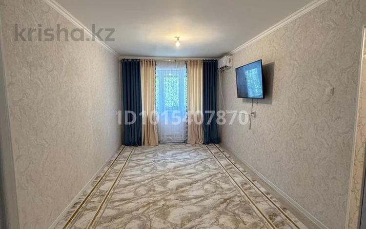 2-комнатная квартира · 45 м² · 5/5 этаж, мкр Каратау 20 за 10.8 млн ₸ в Таразе — фото 2
